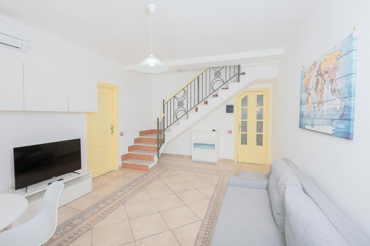 La Procidana House - Corricella Exlusive Terrace Villa ภายนอก รูปภาพ